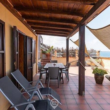 Vila Casa Ida Putzu Idu Exteriér fotografie