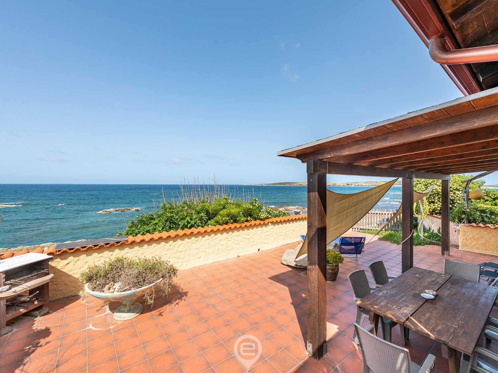 Vila Casa Ida Putzu Idu Exteriér fotografie