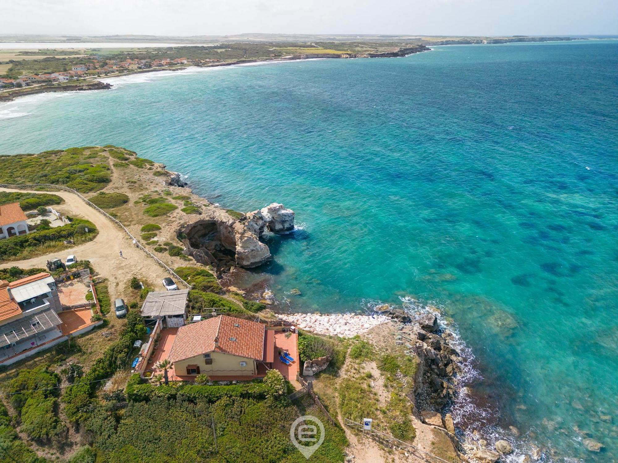 Vila Casa Ida Putzu Idu Exteriér fotografie