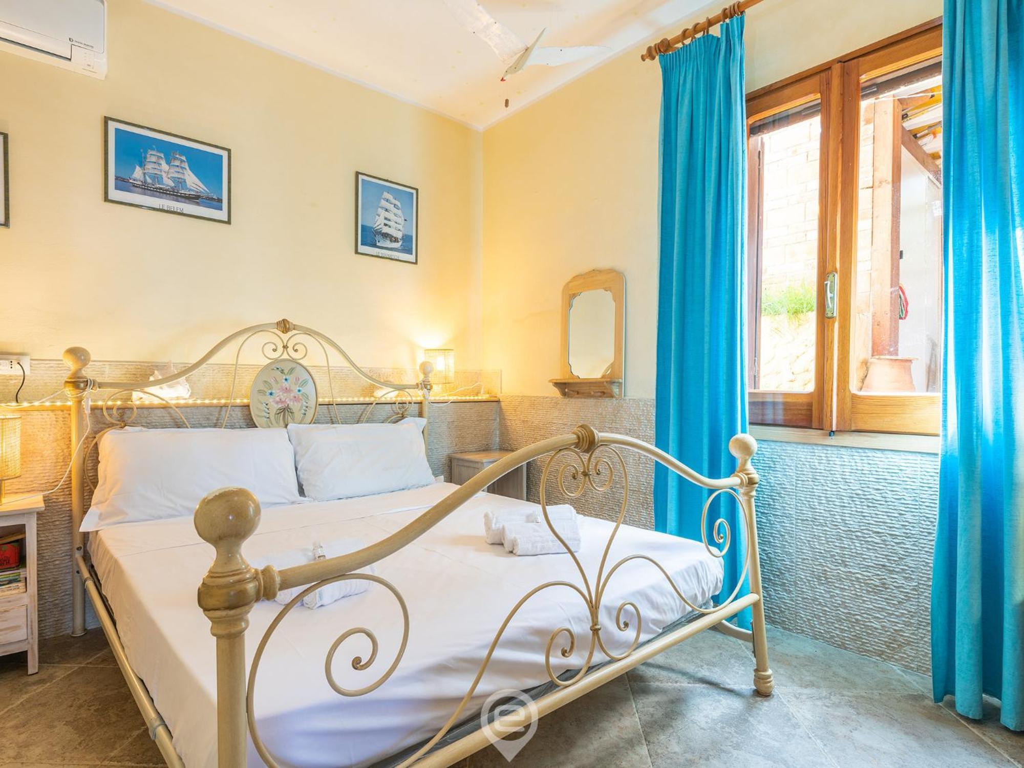 Vila Casa Ida Putzu Idu Exteriér fotografie